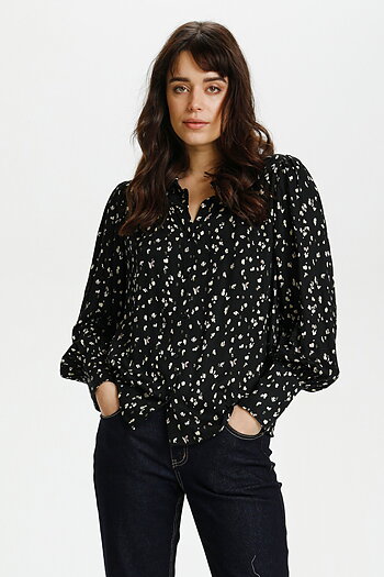 Culture - Huda Shirt Black