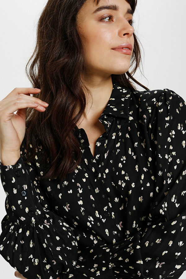 Culture - Huda Shirt Black - 2