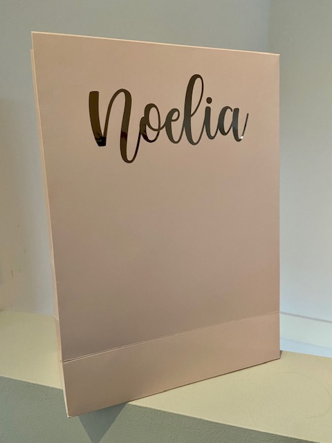 Presentpåse med namn Lyx Rosa 