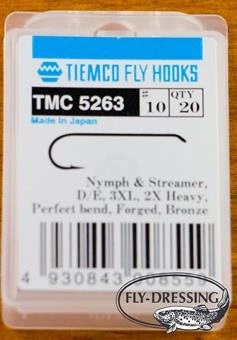 Långskaftad flugkrok från Tiemco. Kroken är främst avsedd för att binda nymfer och streamers. Levereras i 20-pack