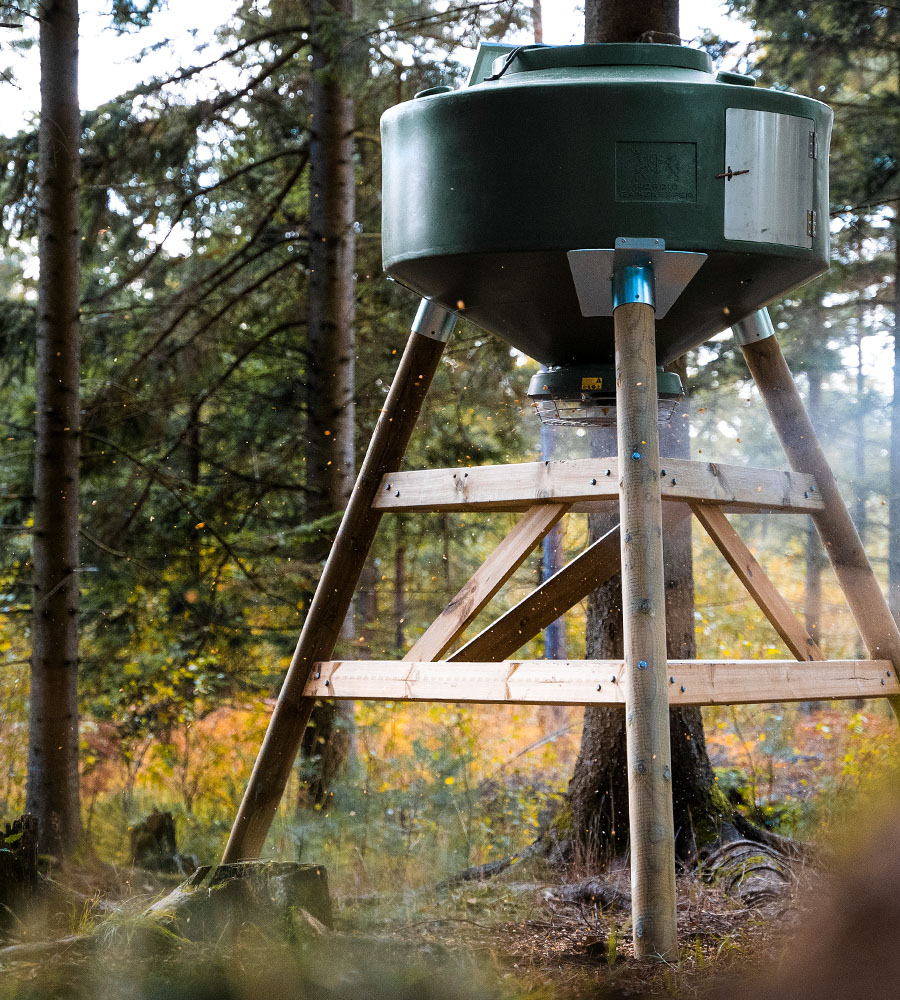Komplett 500 liters foderautomat med FeedCon – med benställning
