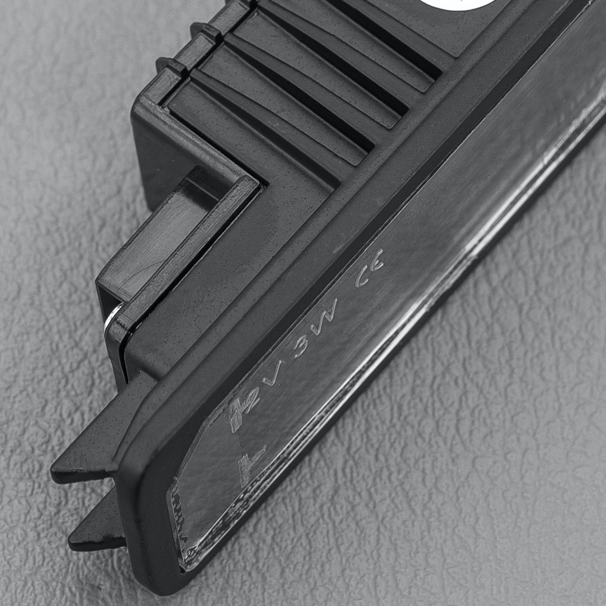 STEDI License Plate Light | VW - 2