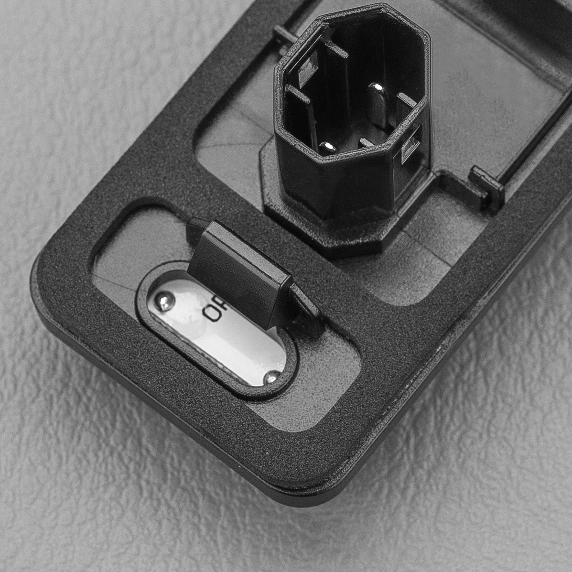 STEDI License Plate Light | Landcruiser (B) - 2