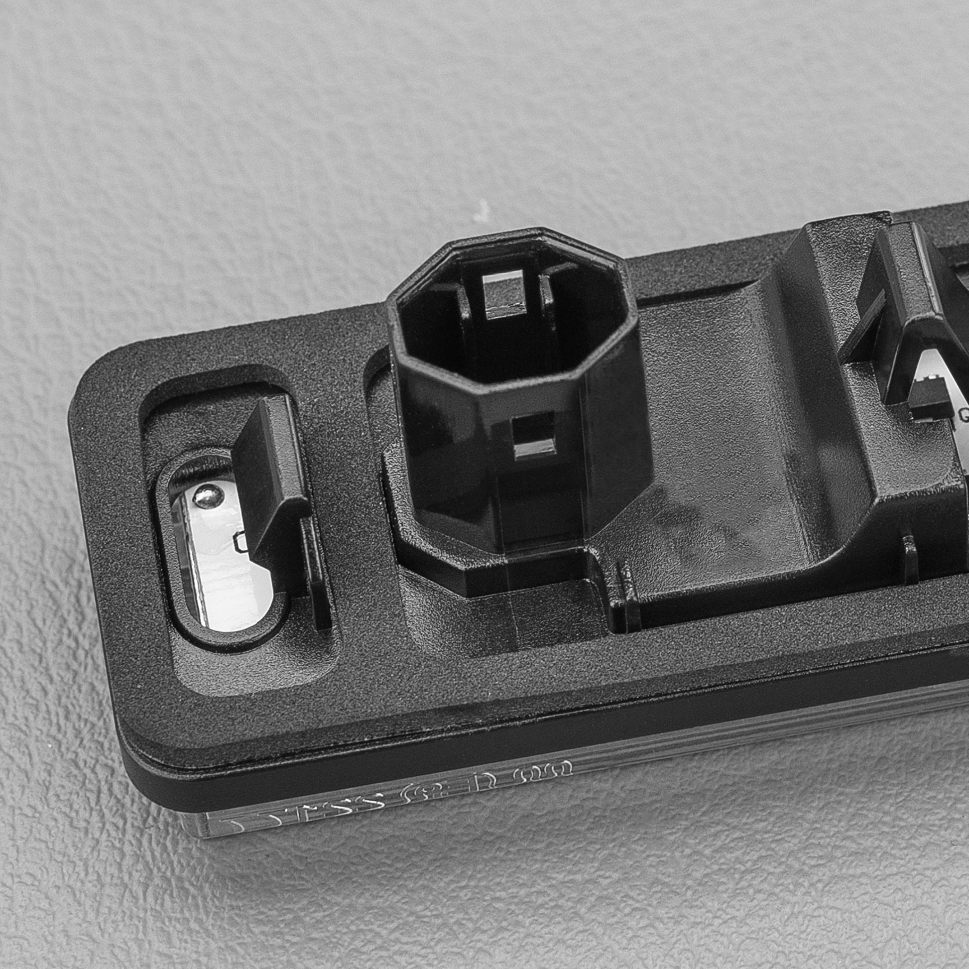 STEDI License Plate Light | Landcruiser (B) - 3