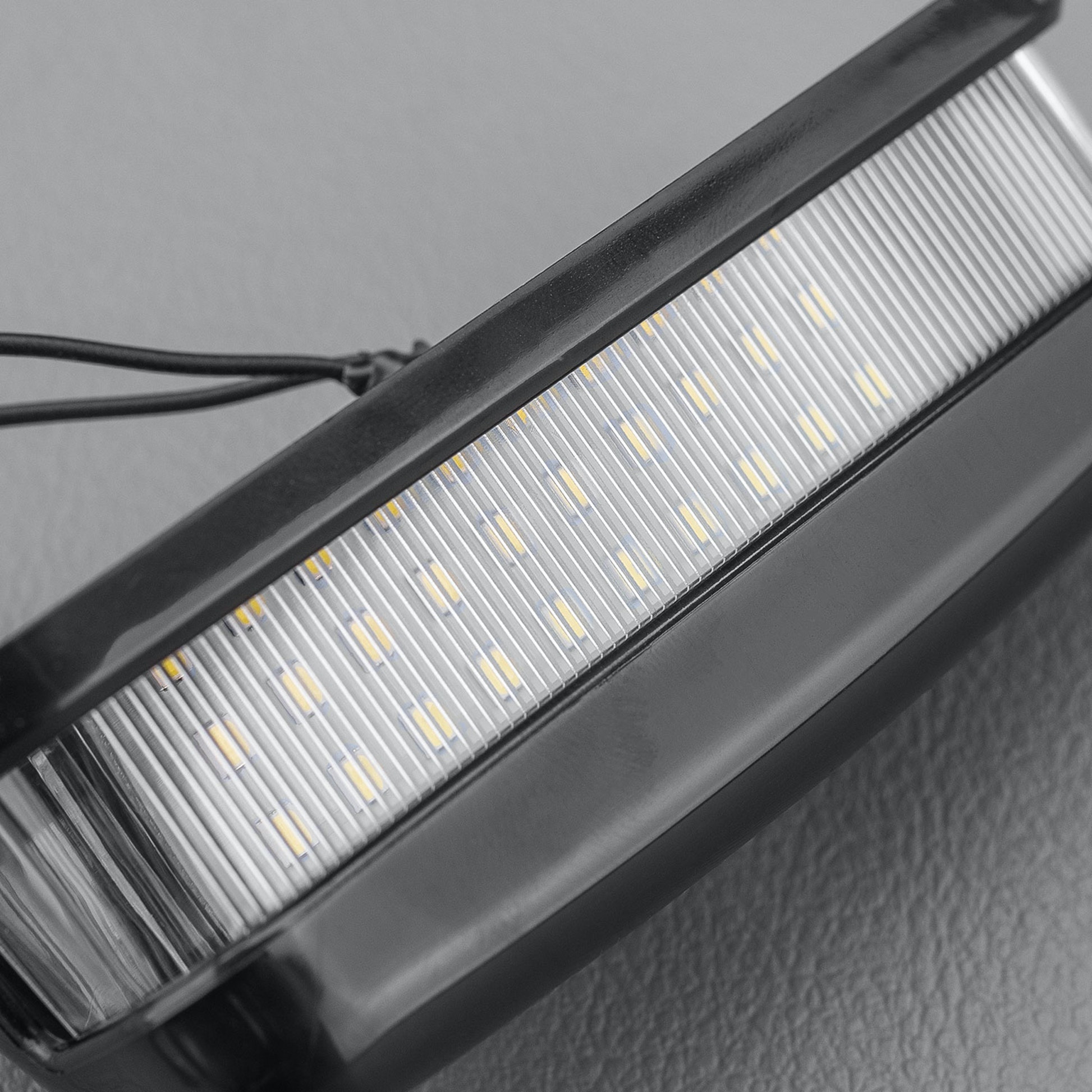 STEDI Rekisterikilven Valo LED | Defender - 3