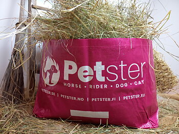 Petster Heinäpussi - Pinkki