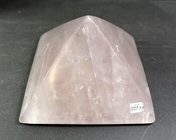Rosenkvarts/Lavendelkvarts  Pyramid  - ca. 115mm