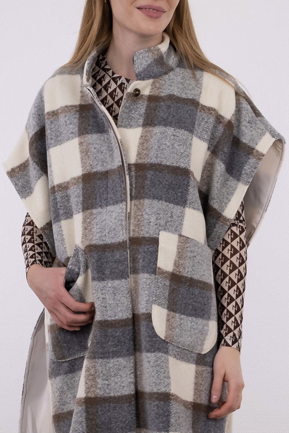 Neo Noir - Forma Warm Check Ponch Dusty Grey - 3