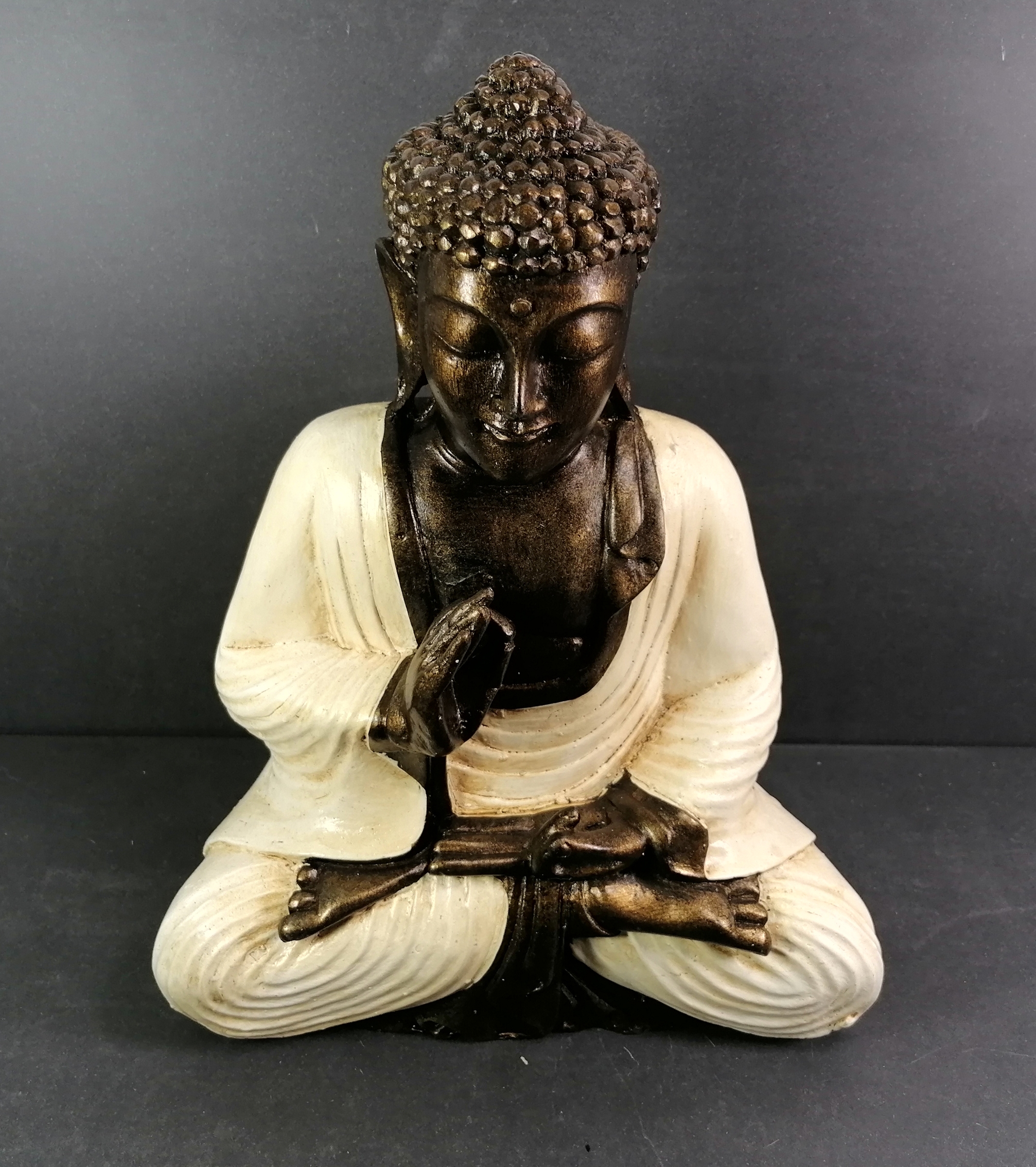 Mediterande Buddha med Gyan Mudra