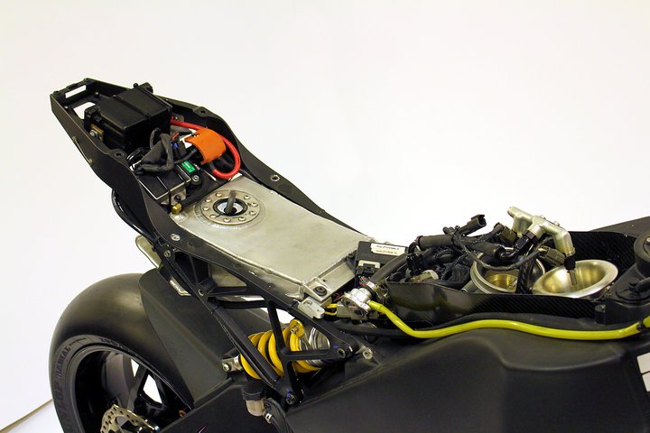 EBR 1190 Race / Long Range Extra Fuel Tank 