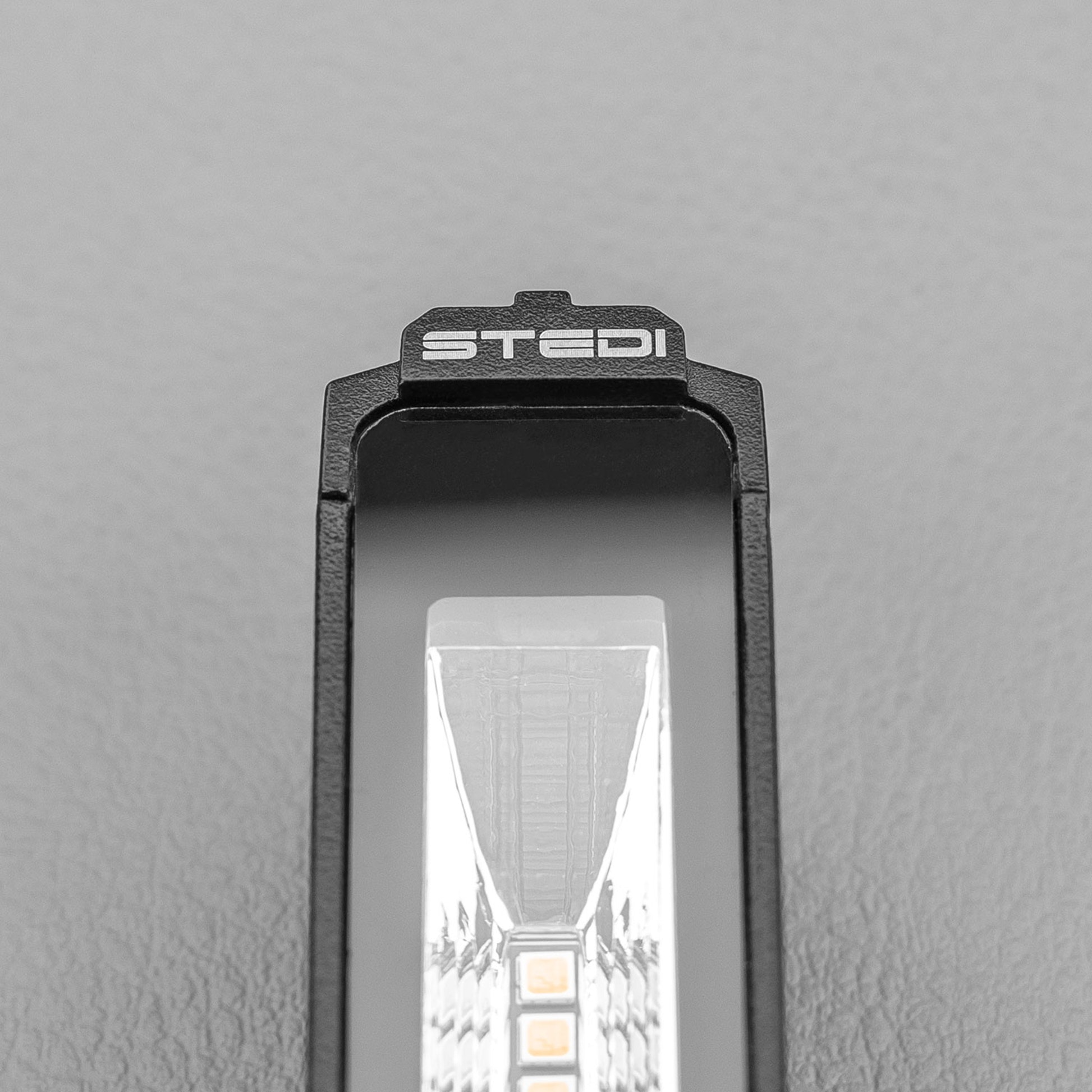 STEDI Micro V2 7.8 12 LED Flood Light (Amber) - 3