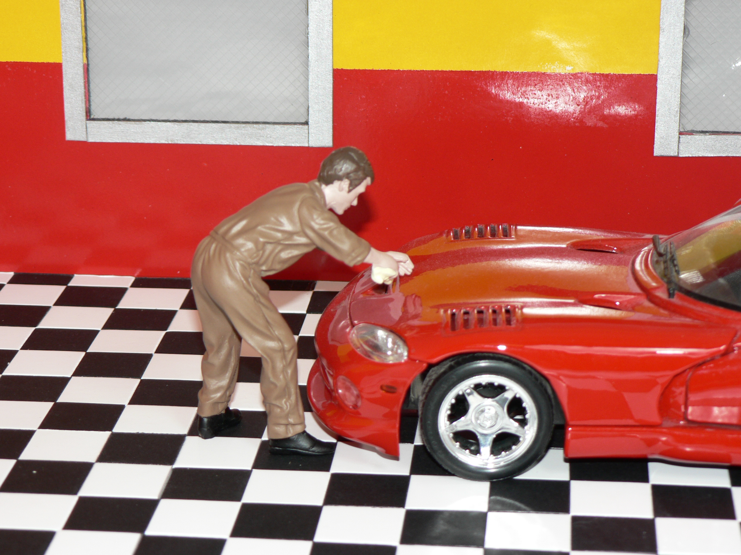 Figur Race Day  I  Figur V   1:18   ( Bil ingår Ej )  American Diorama - 5