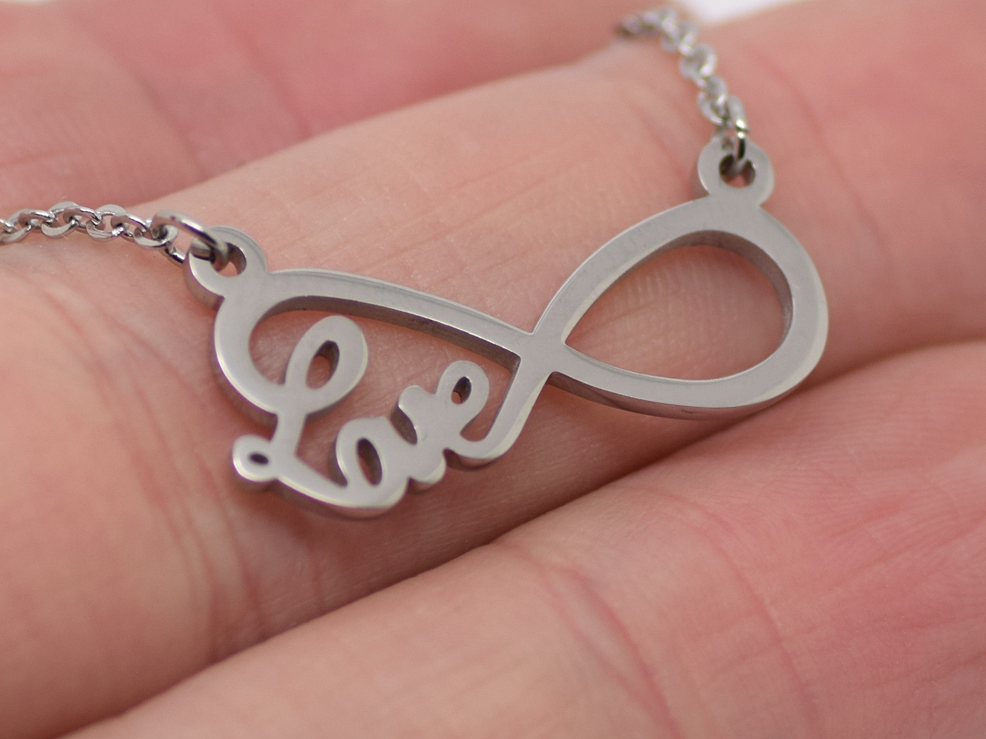 Love Infinity Halsband i Rostfritt Stål, Evighetstecken Hänge, Evig Kärlek eller Vänskap Smycke - 3