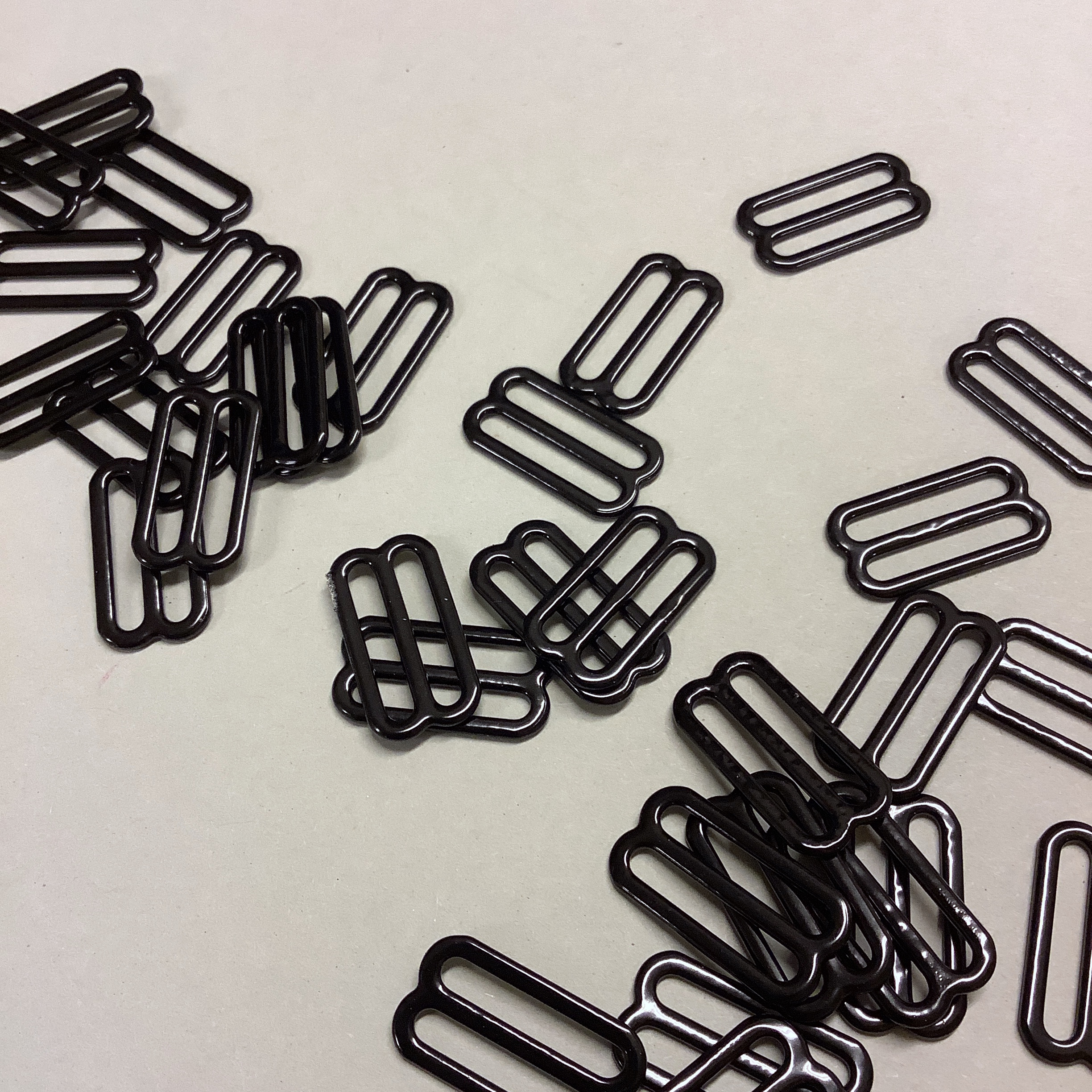 Slide 20mm - black
