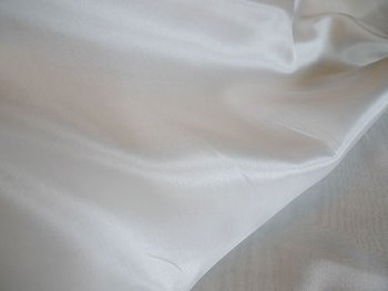 Sidenklädsel Vit, 140 cm bred