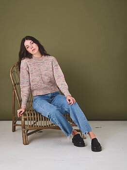 Kort tröja med vriden resår 890501 - Kamelia by Permin