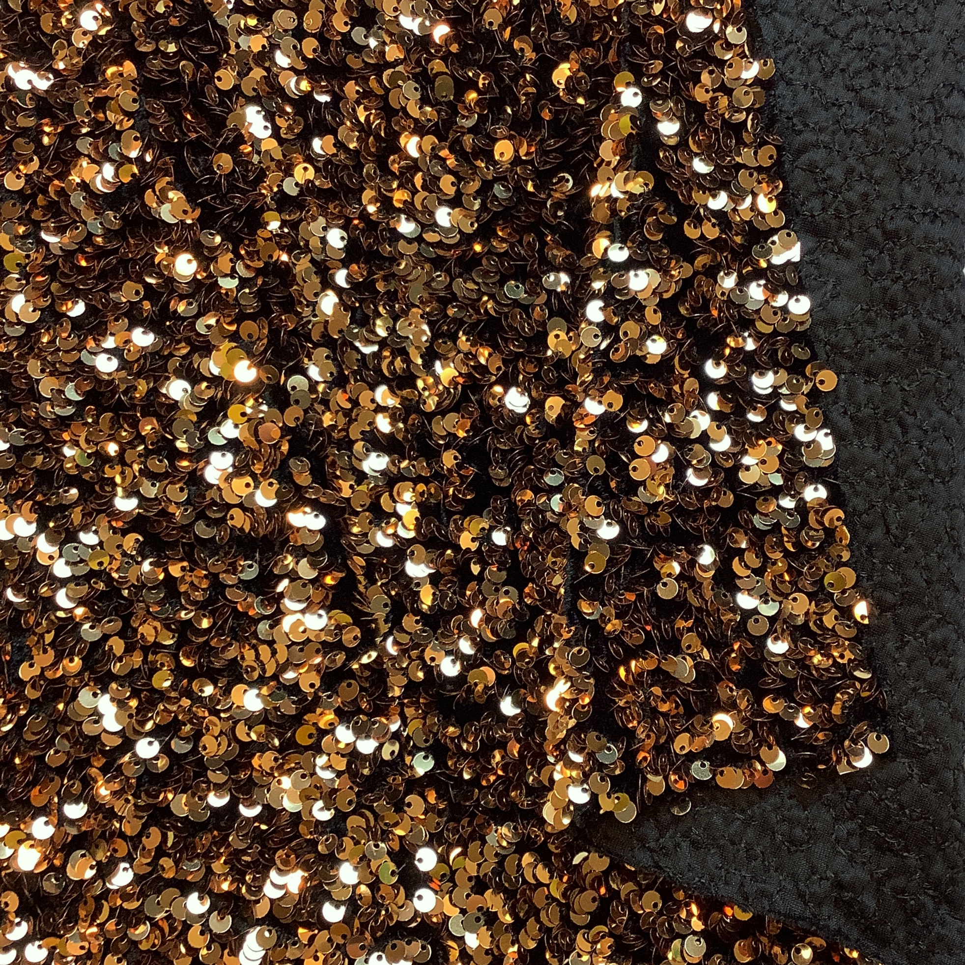 Stretch sequin on velvet Gold NB400 - 2