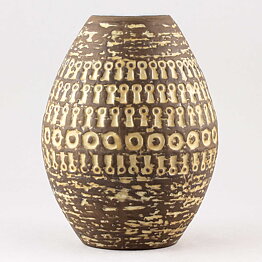 Mari Simmulson (Mexico 1960s) Brown Oval Vase with Relief Decor 16 cm
