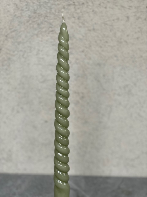 Screwed pineapple