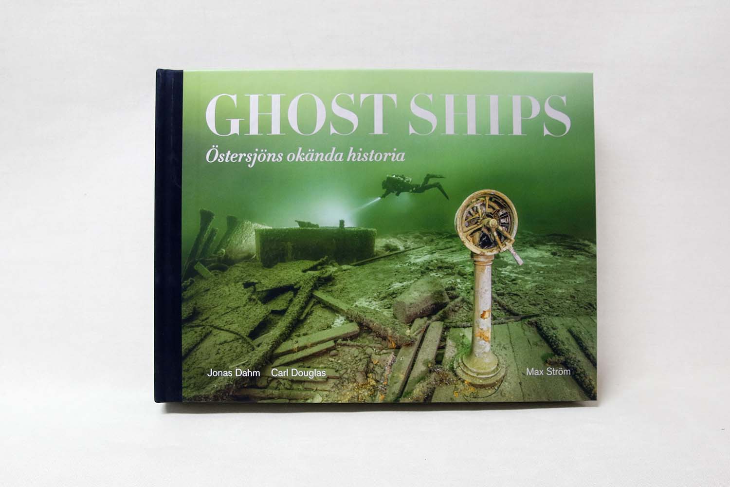 Bok Ghost Ships - Östersjöns okända historia 25x33 cm