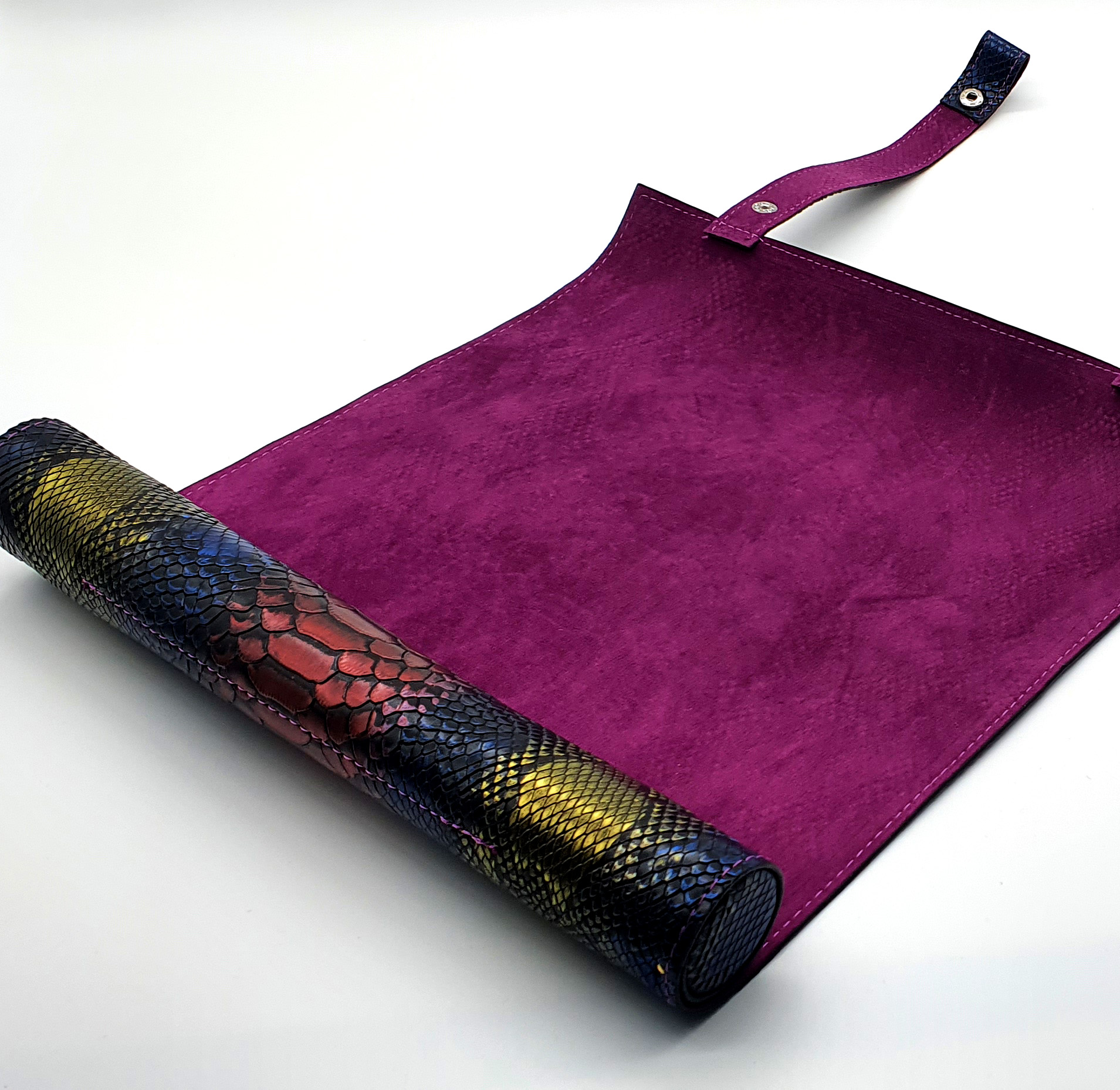 Rollable dice mat of imitation leather, Dragon Skin - 5