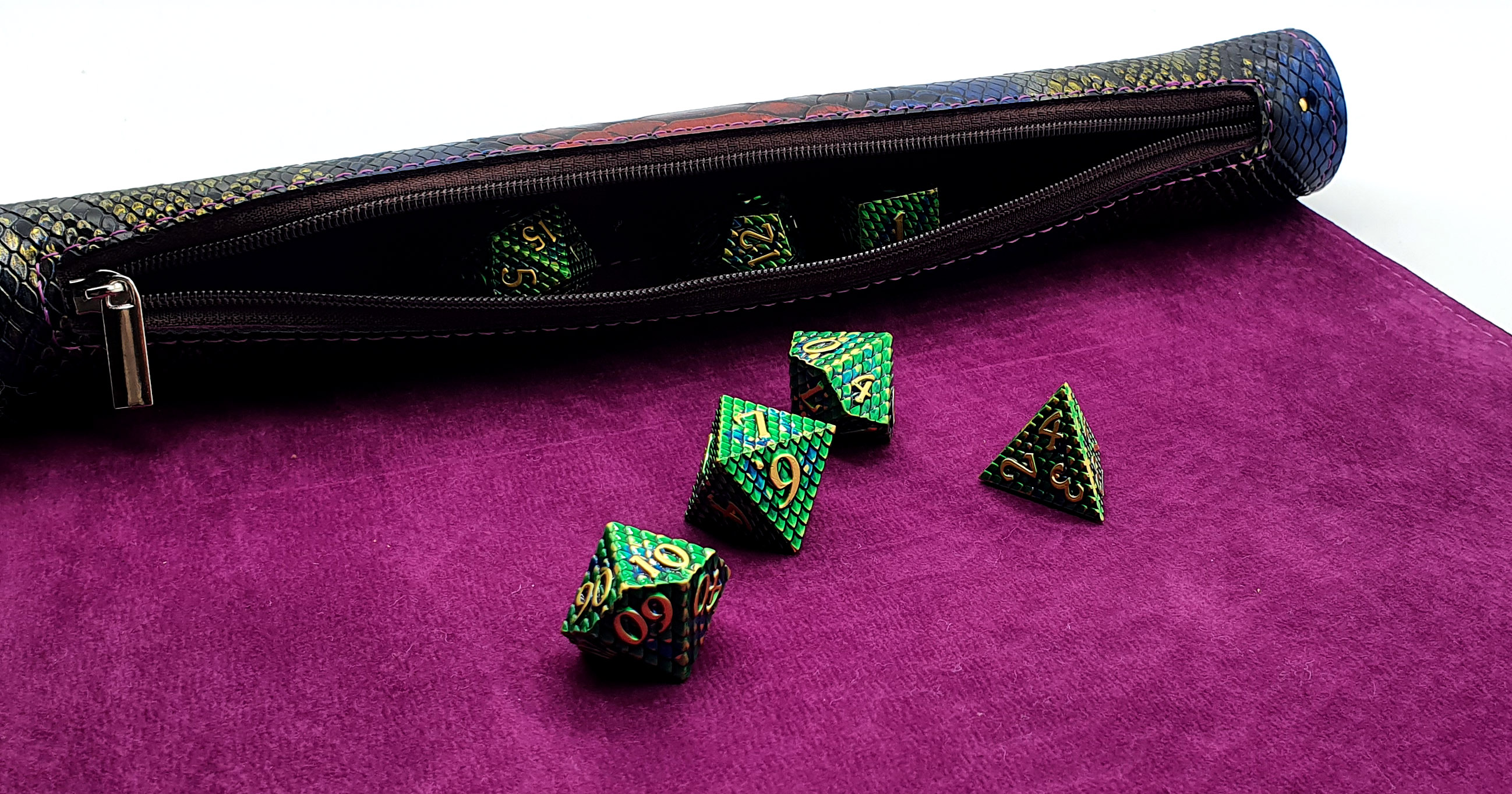 Rollable dice mat of imitation leather, Dragon Skin - 3