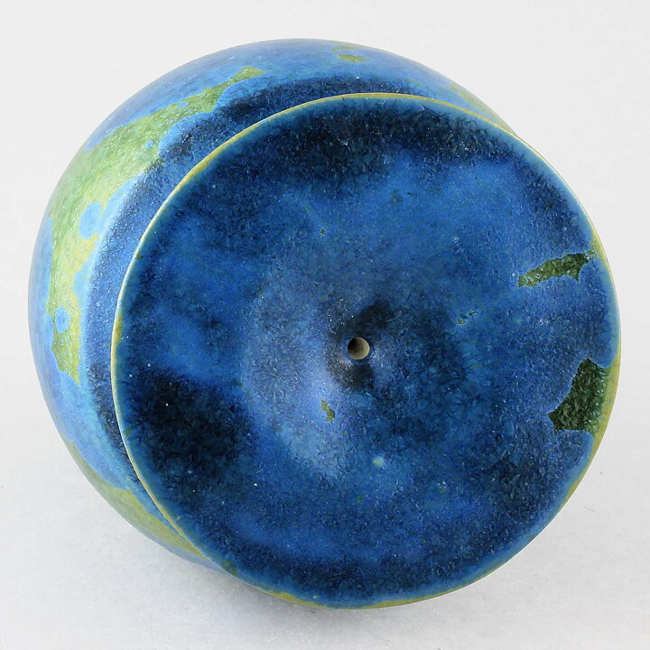 Isak Isaksson (2020) Unique Vase with Blue Crystalline Glaze 17 cm