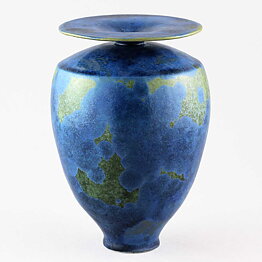 Isak Isaksson (2020) Unique Vase with Blue Crystalline Glaze 17 cm