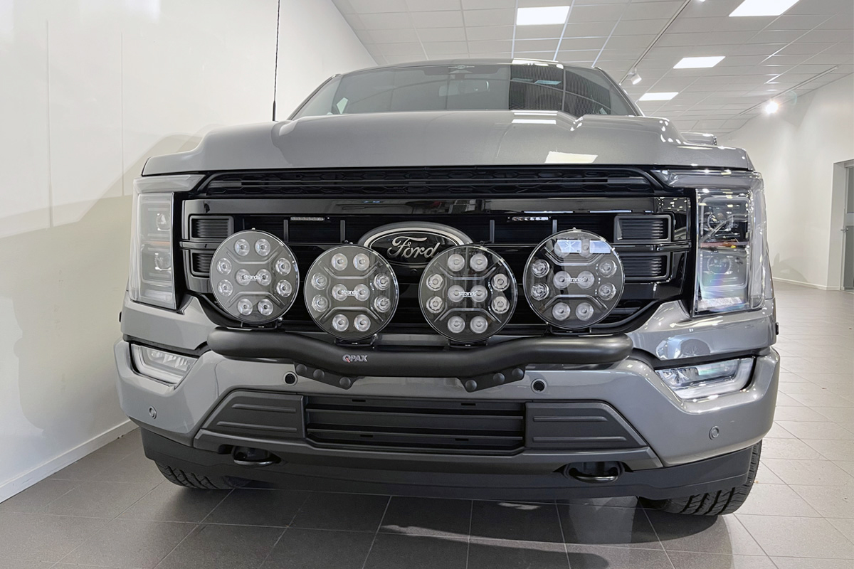 Q-LIGHT Ford F-150 21- frontbar for 4pcs auxiliary lights 