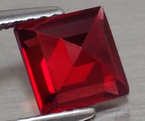 Granate piropo natural cuadrado brillante de 1,34 quilates de 6,1 mm cuadrados - 2