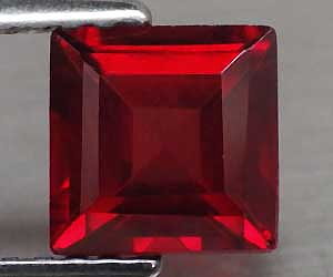 Granate piropo natural cuadrado brillante de 1,34 quilates de 6,1 mm cuadrados