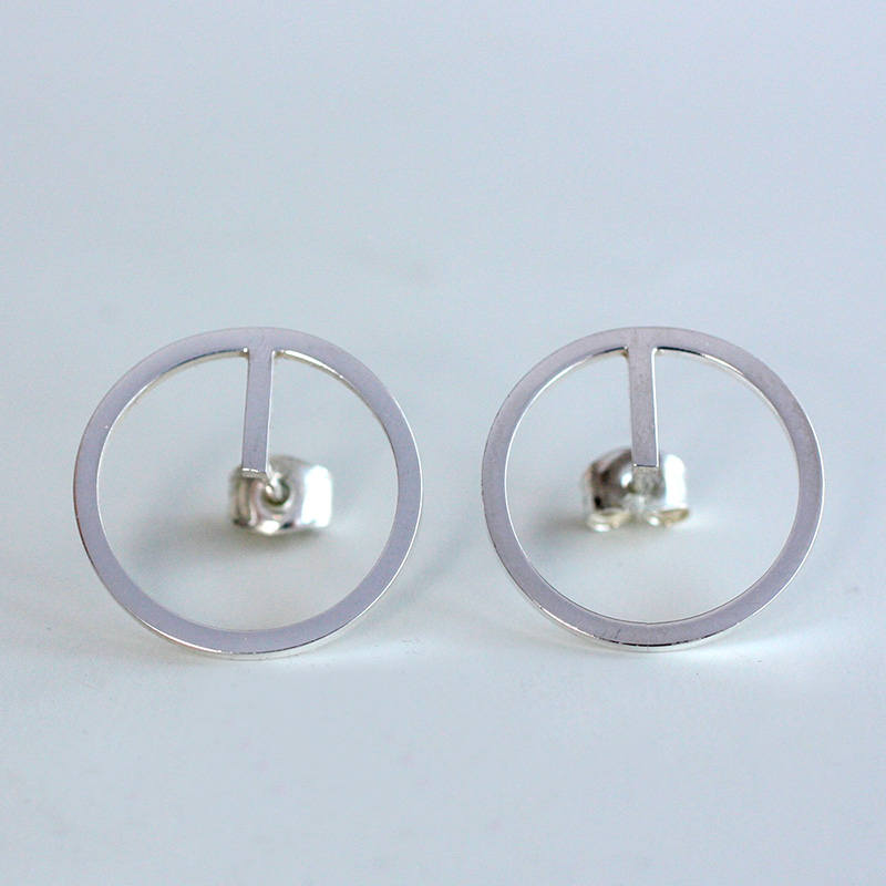 Cirkel - sterling silver stud - 4