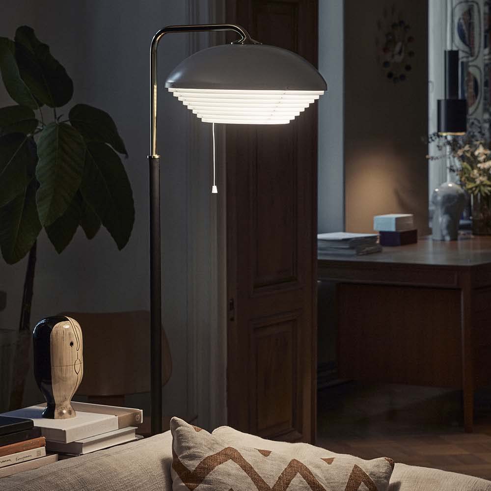 A811 Golvlampa - Artek - 2