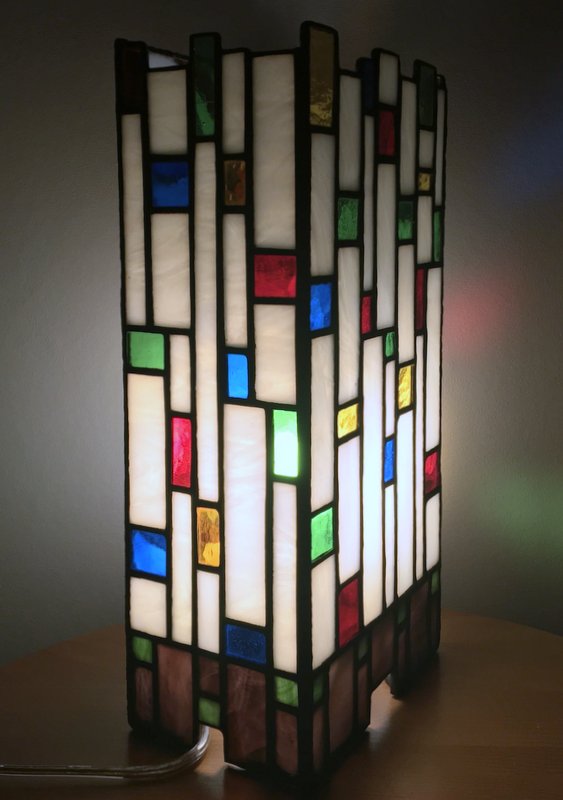 Målat glas abstrakt design  bordslampa Matilda ↕ 34cm - 3