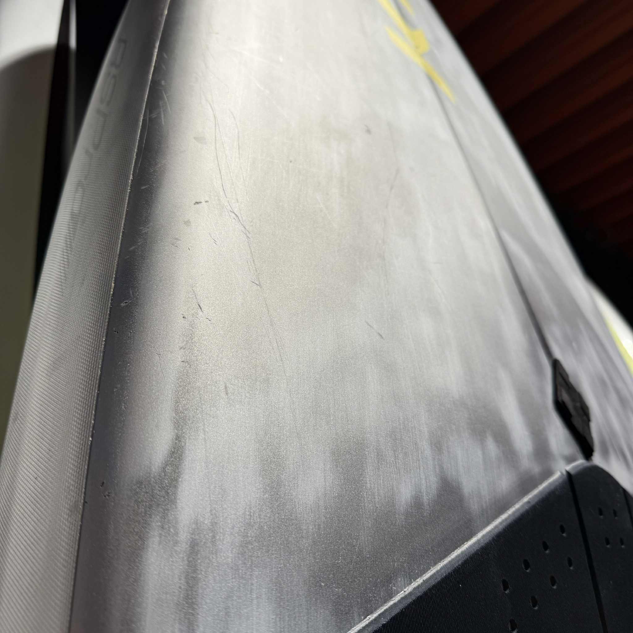 Begagnad foilbräda KT Ginxu Dragonfly Surf Pro Carbon 8'4" 145lit - 4