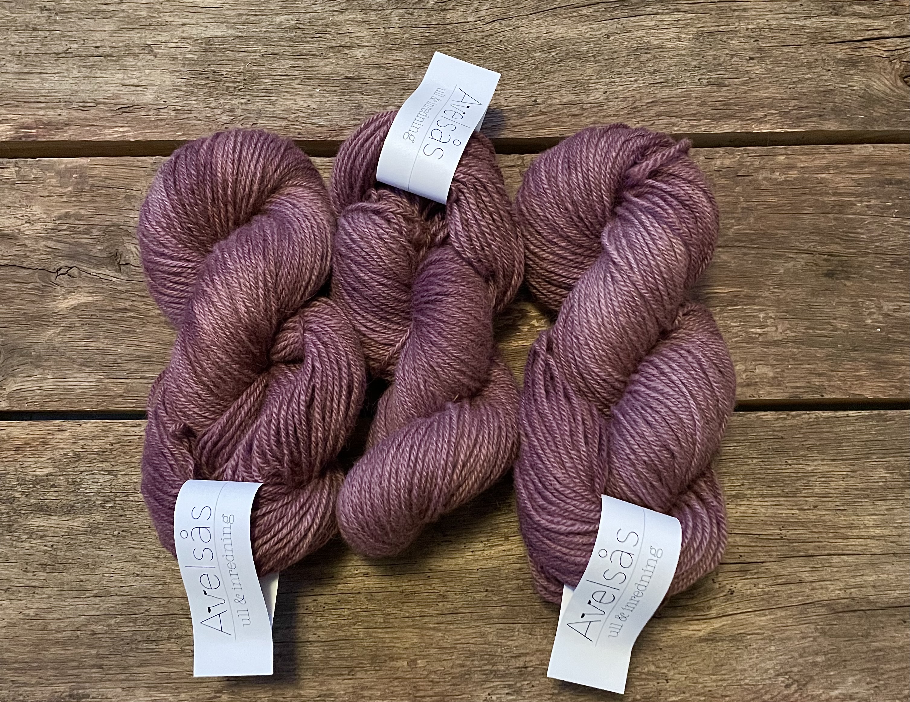 Red clover 3 stranded Fine wool