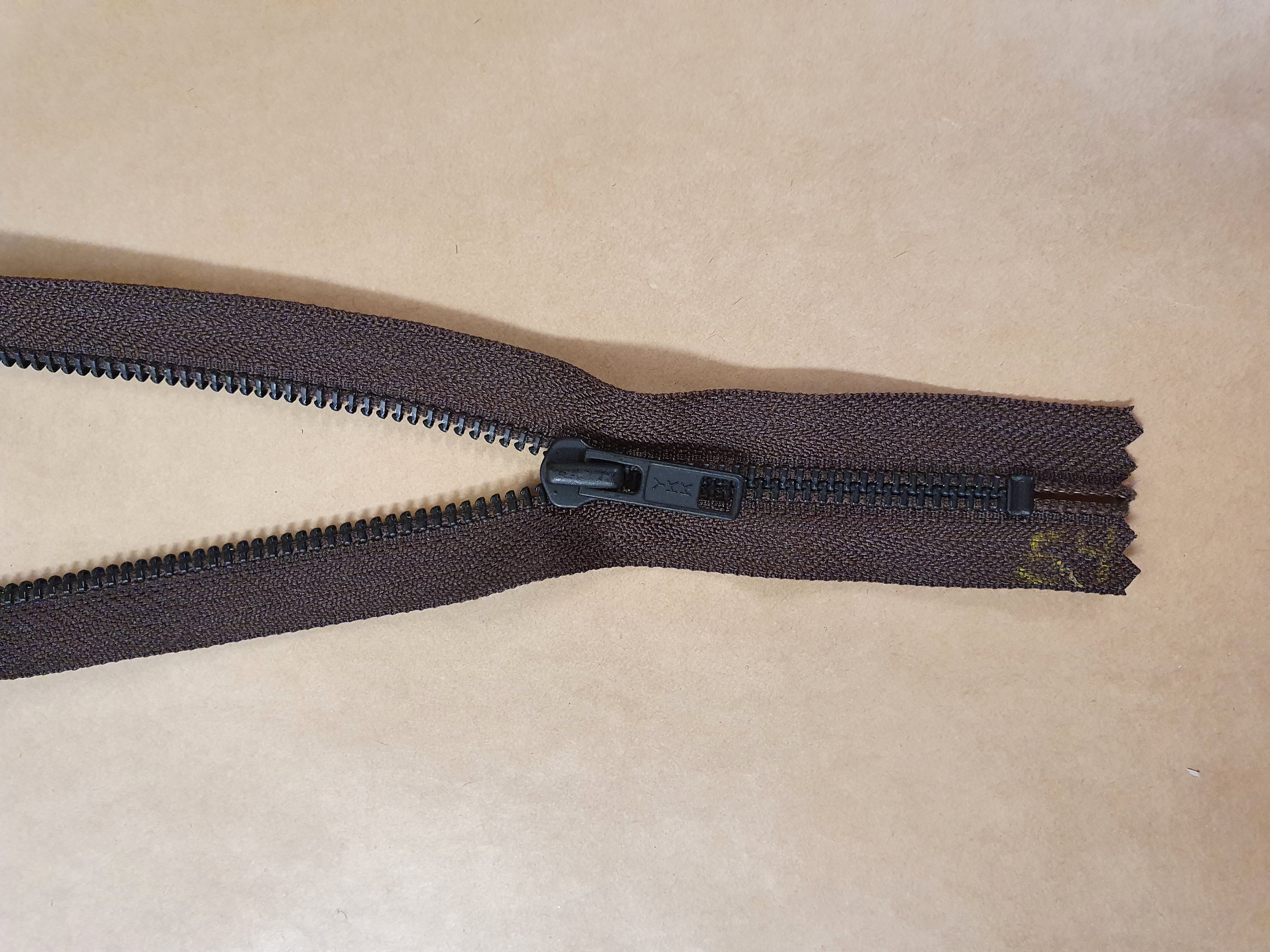 Blixtlås MGKC-56 54 cm fg Mörkbrun