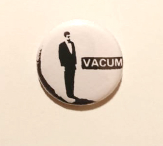 VACUM - badge 1 - 2