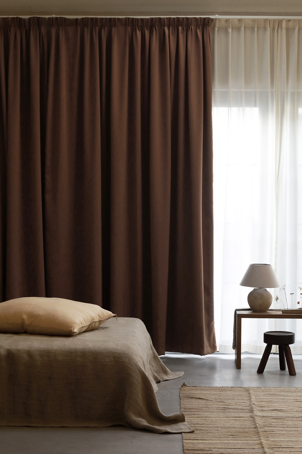 Mörkläggande hotellgardin dubbel bredd Kolabrun Höjd 290 cm - 3