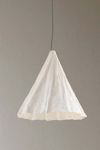 Taklampa Wrinkle i handgjort papper