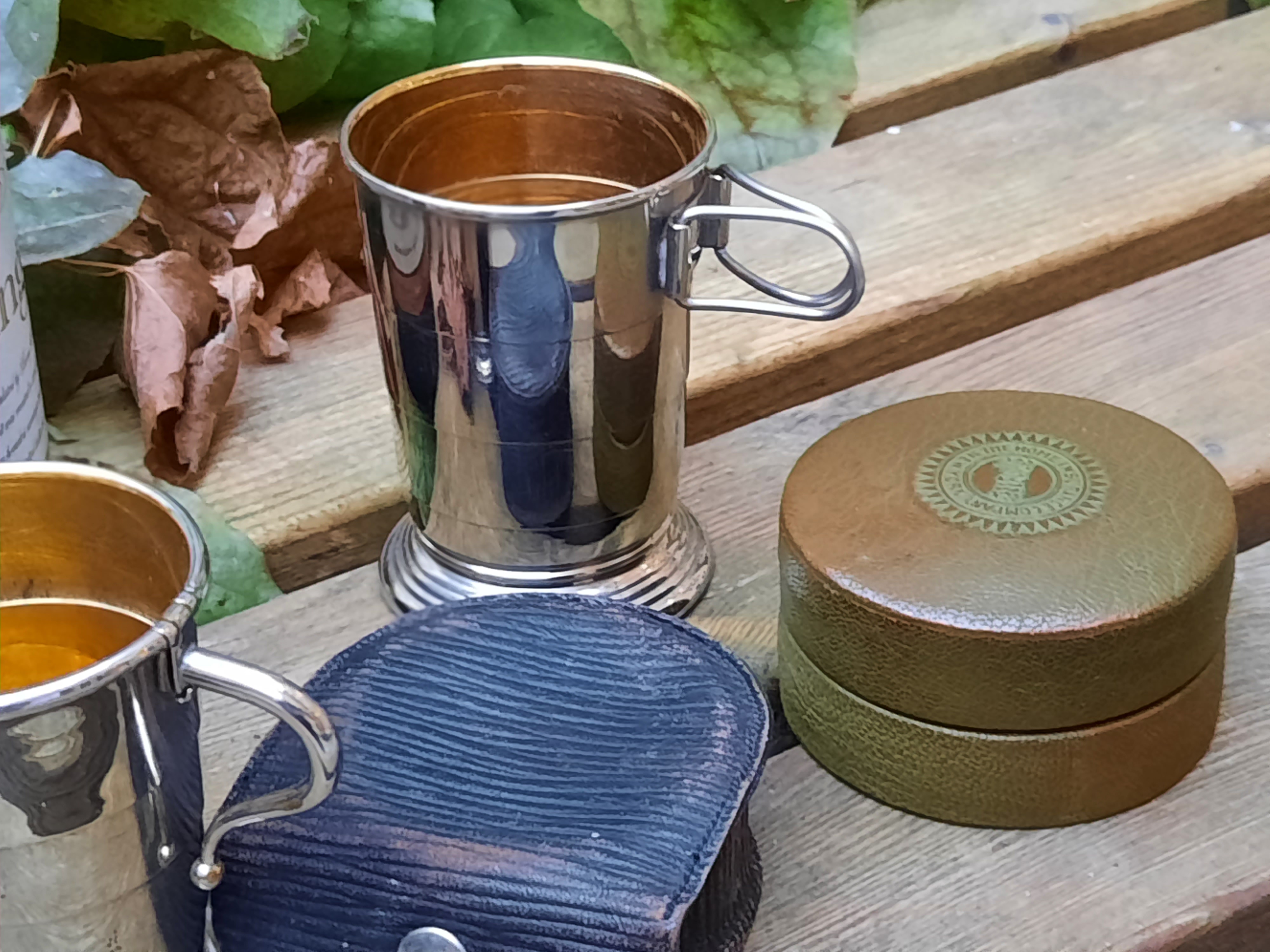 Hopfällbar mugg för din "favorite tipple" - Oerhört elegant! - 5