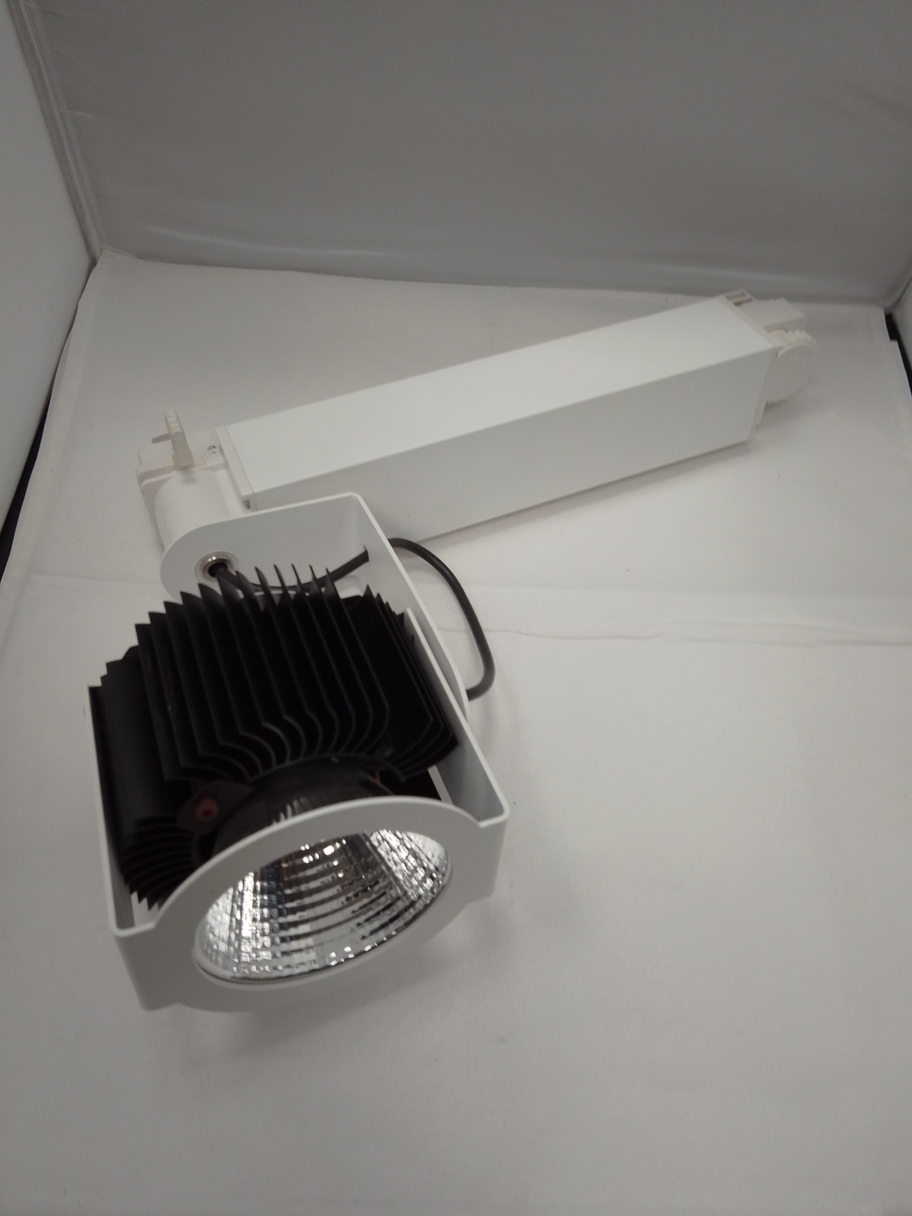 Track-LED White 31W