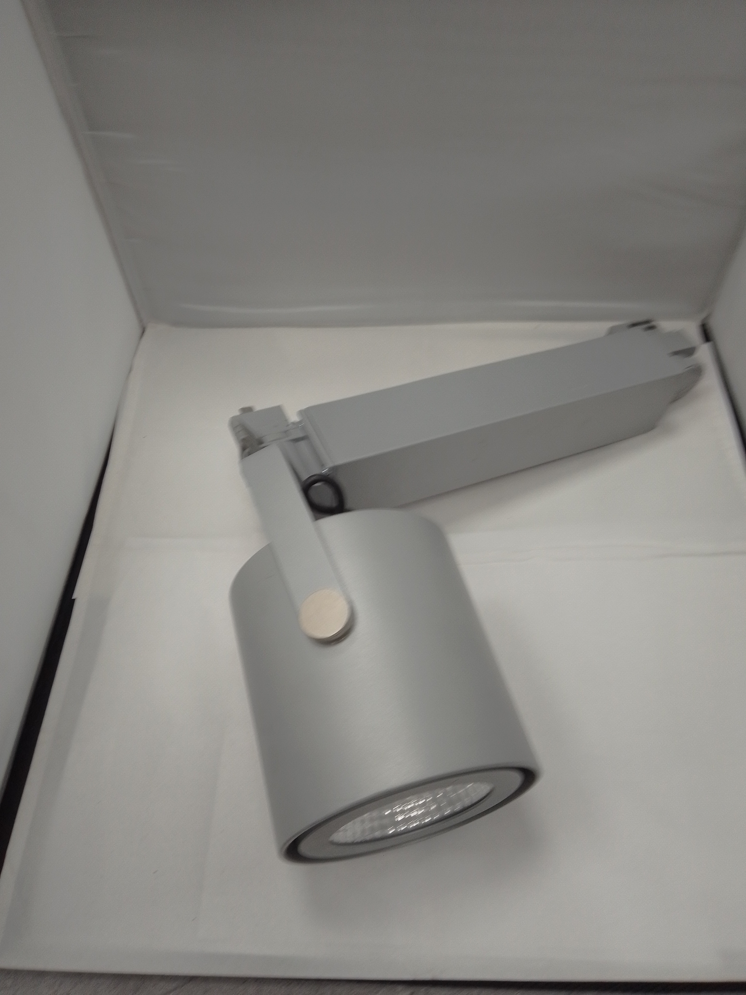Track-LED Avior 25W 3000K