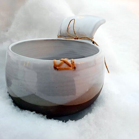 Sami cup-Bowl Mountain Large XL with birch root,  Handmade stoneware Brak