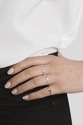 Syster P - Strict Plain Zigzag Ring Silver