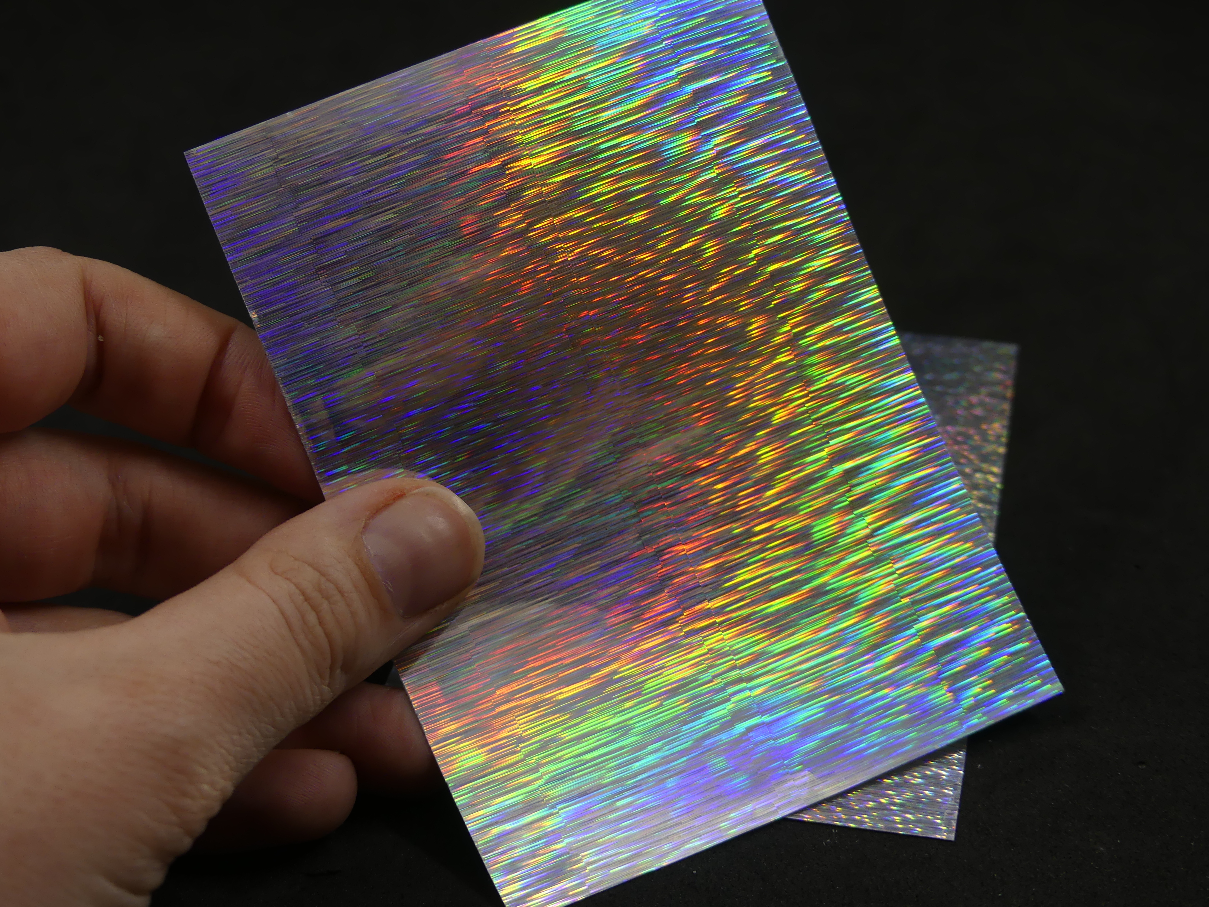 Finden Sie Hohe Qualität Self Adhesive Holographic Foil Hersteller