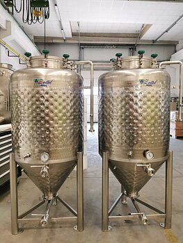 Rostfri konisk tank 200-2400 liter