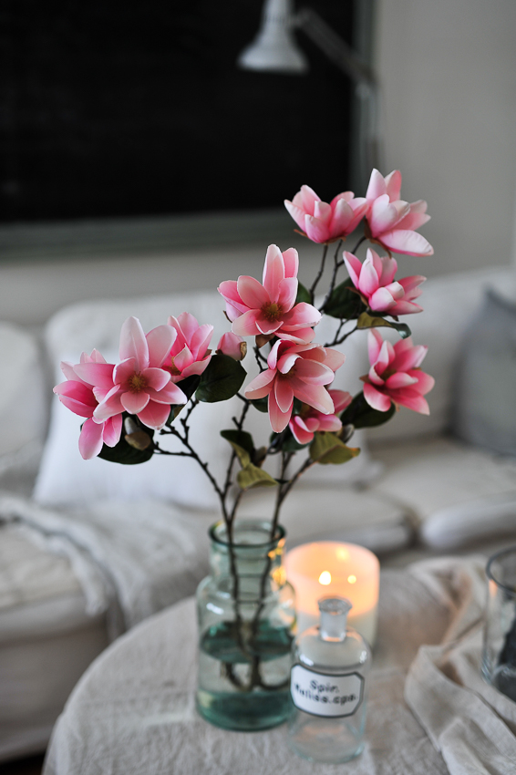 Magnolia Branch Pink 70 cm - 4