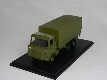 Pegaso Militär  1:43 Atlas