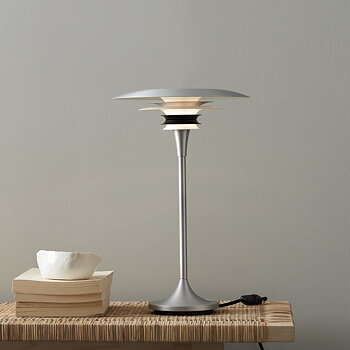 Diablo bordslampa D300 matt aluminium / svart  Belid